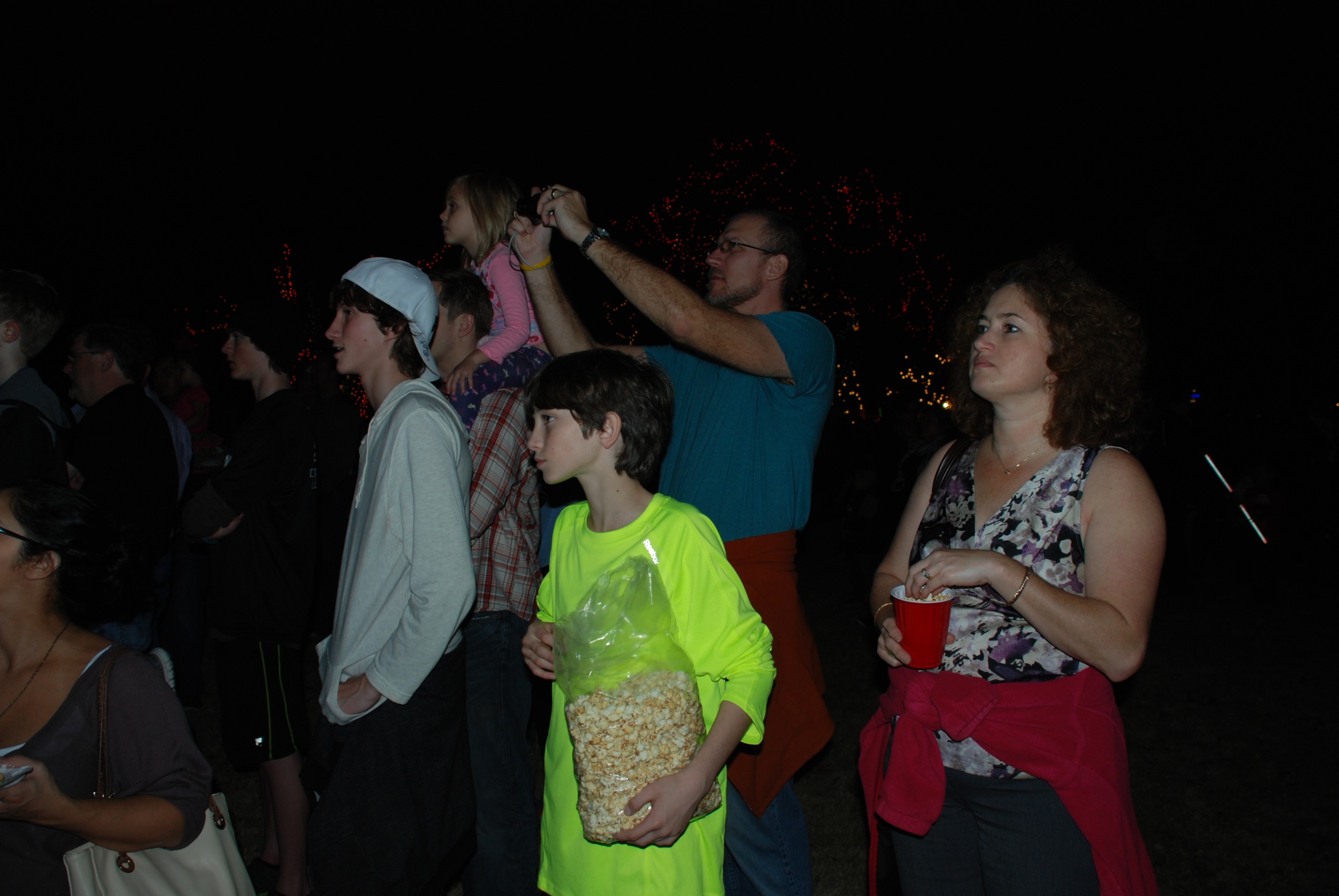 2013-12-20 20-29-54 Trail of Lights.jpg